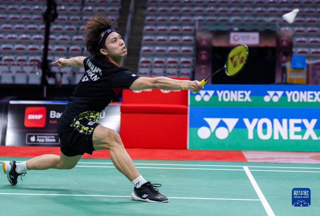 后场球员中 后场球员中