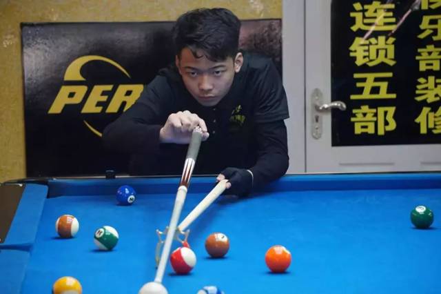 策略调整与 策略调整与