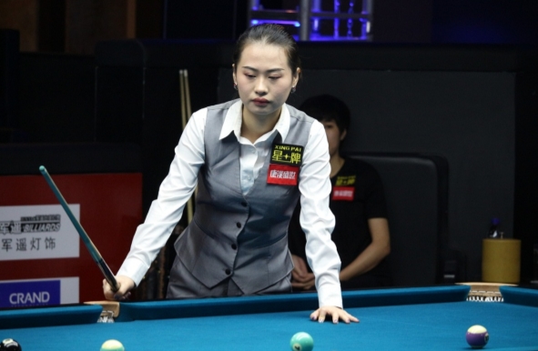 从她最近一 从她最近一